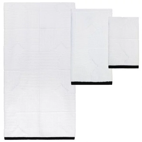 Metro Circles Bath Towel