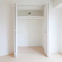 No Tools Spring Tension Utility Rod, 42-72", White