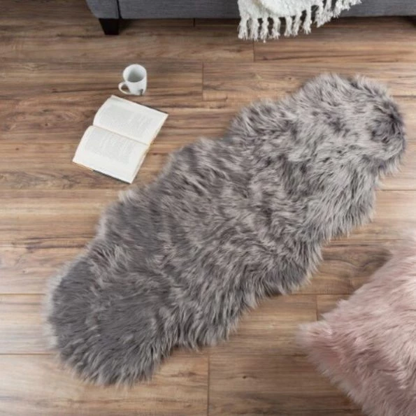 Hastings Home Faux Sheepskin Fur Rug (2×5 feet, Gray)