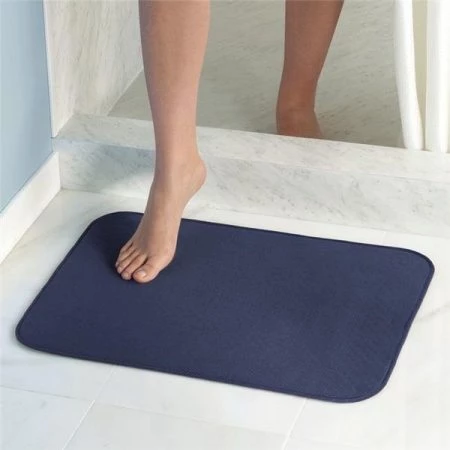 Interdesign 6032378 24 x 18 in. Inter Dry Microfiber Polyester Acre Bath Mat; Navy