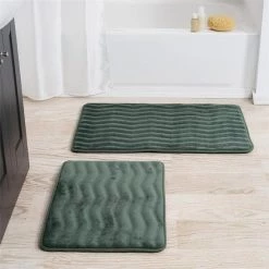 Lavish Home 67-10-G 2 Piece Memory Foam Bath Mat Set; Green