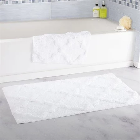 Lavish Home 67-0027-W 100 Percent Cotton Trellis Bathroom Mat Set; White - 2 Piece